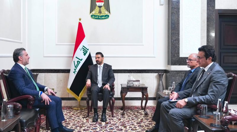 واع / رئيس الوزراء يؤكد ضرورة الاهتمام بتنظيم البيئة الإعلامية واع / رئيس الوزراء يؤكد ضرورة الاهتمام بتنظيم البيئة الإعلامية