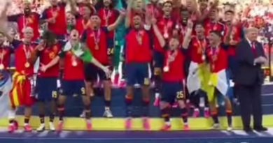 واع / المنتخب الاسباني بطلا لكأس العالم 2026 بتغلبه على المنتخب الأرجنتيني بهدف مقابل لا شي