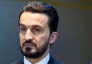 واع / وزير الاتصالات يعلن إطلاق طابع بريدي بمناسبة تشييع السيد الخامنئي