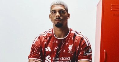 واع / رسميا.. ليفربول يعلن ضم لاعب من برشلونة
