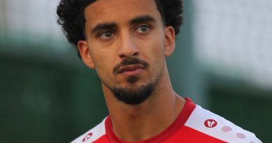 واع / زيدان إقبال: عازمون على الفوز وتقديم أفضل مستوياتنا في كأس الخليج