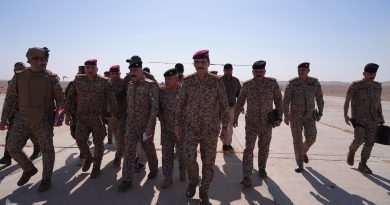 واع / رئيس أركان الجيش يصل إلى قاطع عمليات البادية